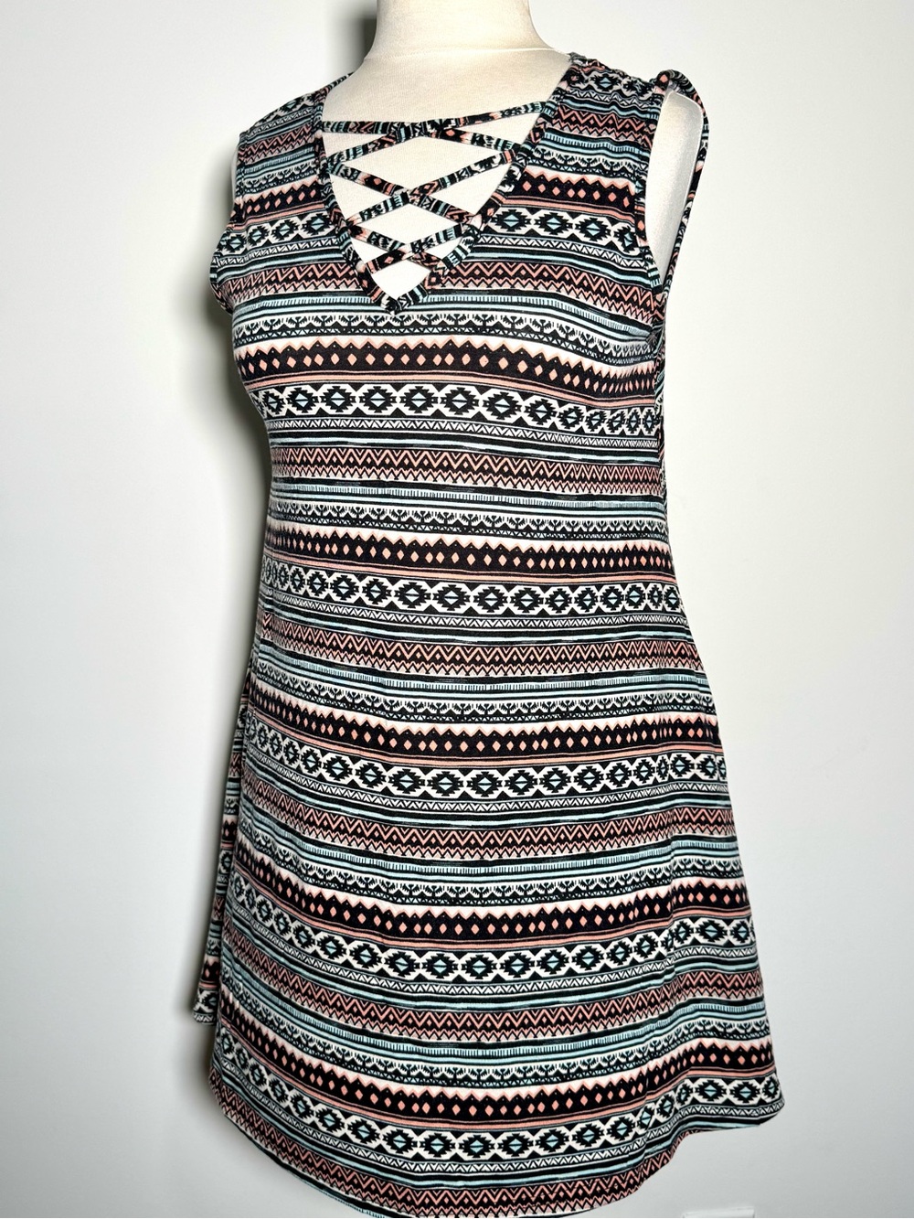 Body Central S Aztec Tribal Print Sleeveless Tunic Mini Dress Criss Cross